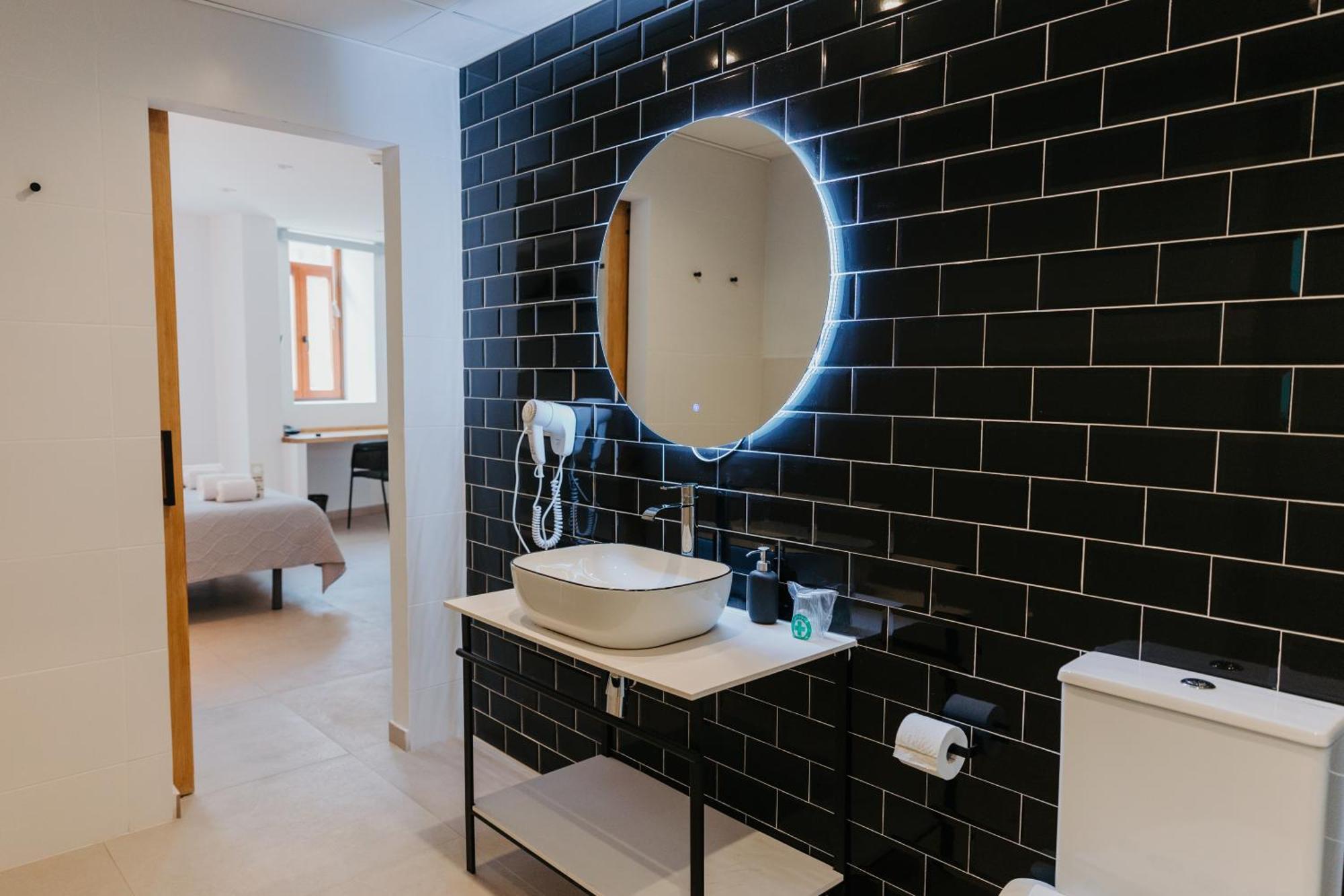 Hulot B&B Valencia Exterior photo