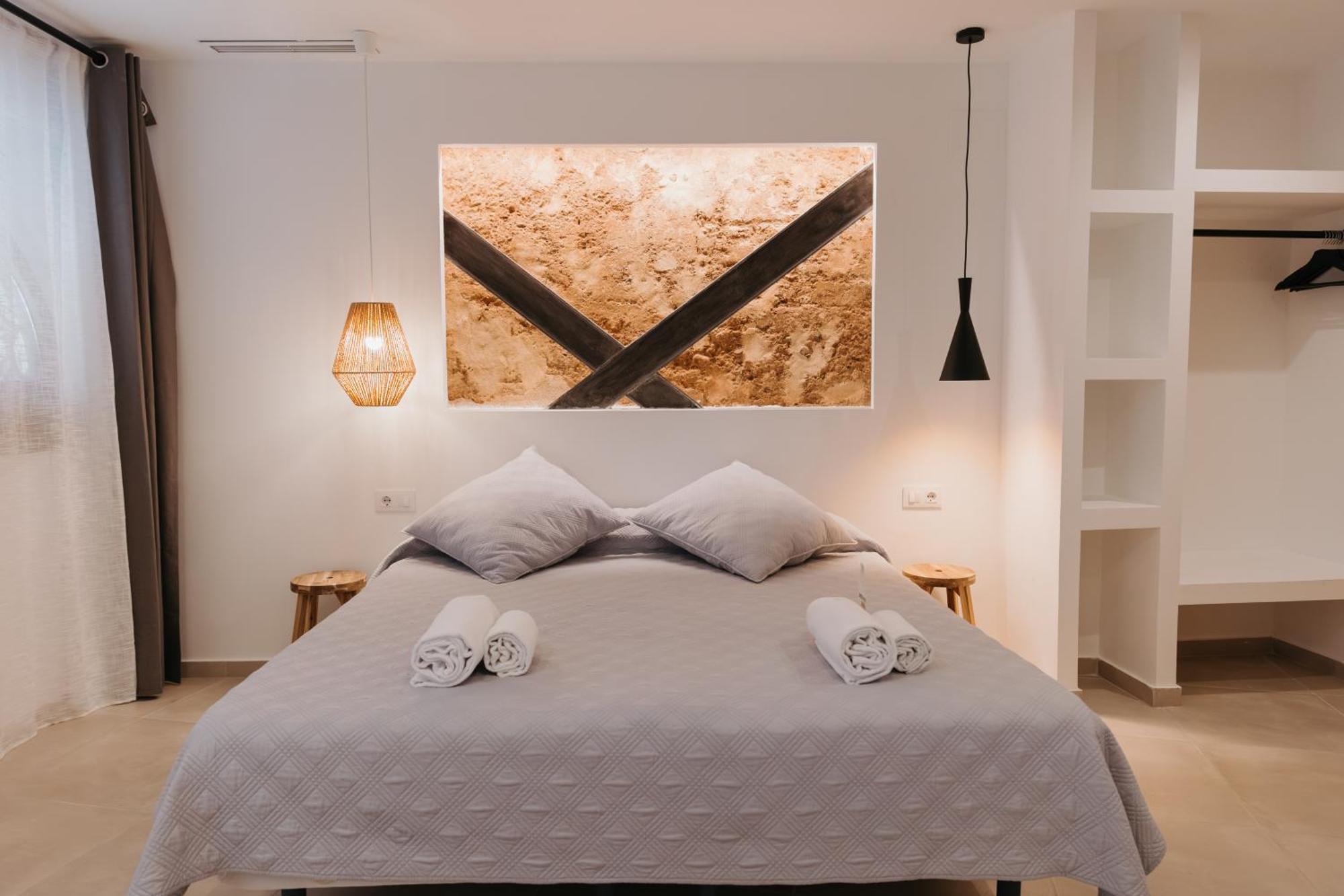 Hulot B&B Valencia Exterior photo